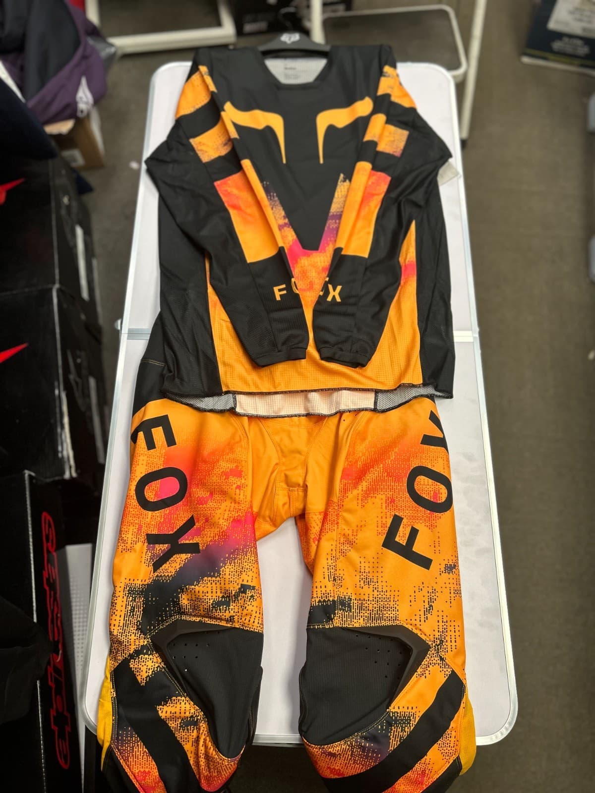Fox motocross/enduro 2026 kit 180 kairos orange/black/pink