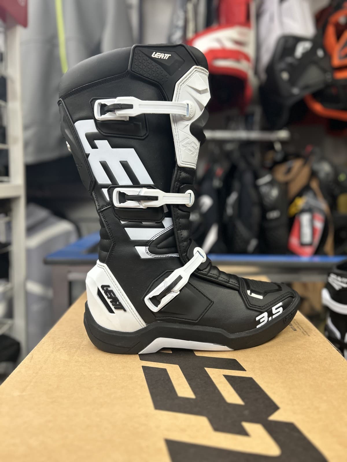 Leatt 3.5 motocross/enduro boots black/white